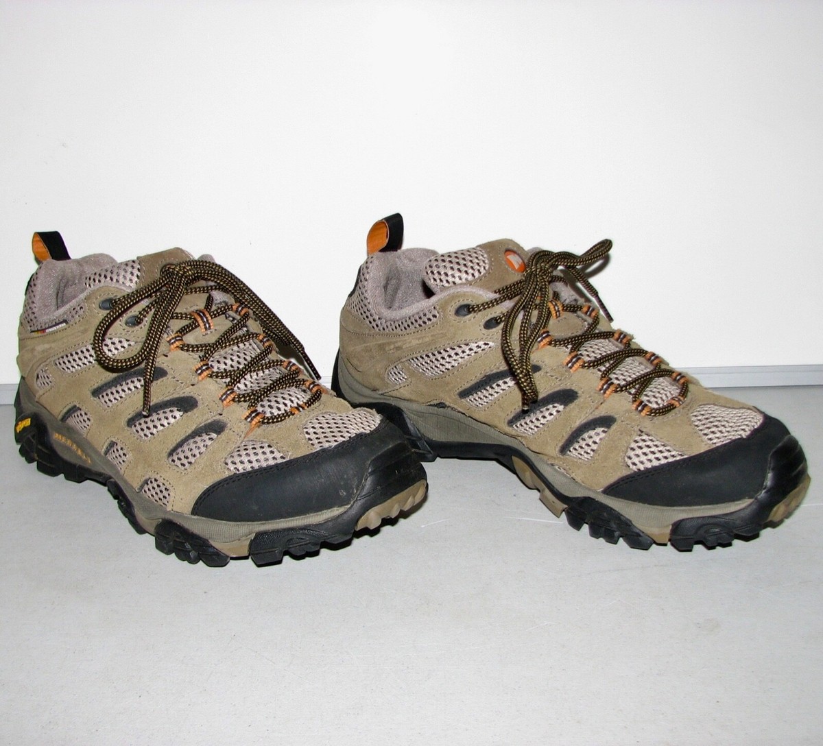 Merrell Moab Ventilator Men's Walnut Low Lace-Up Hiking Trail