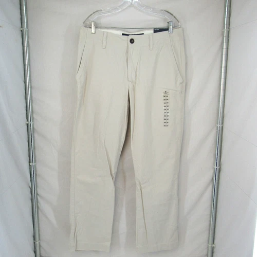 American Eagle Outfitters Original White Straight Leg Mid Rise Jeans 34/32 NWT