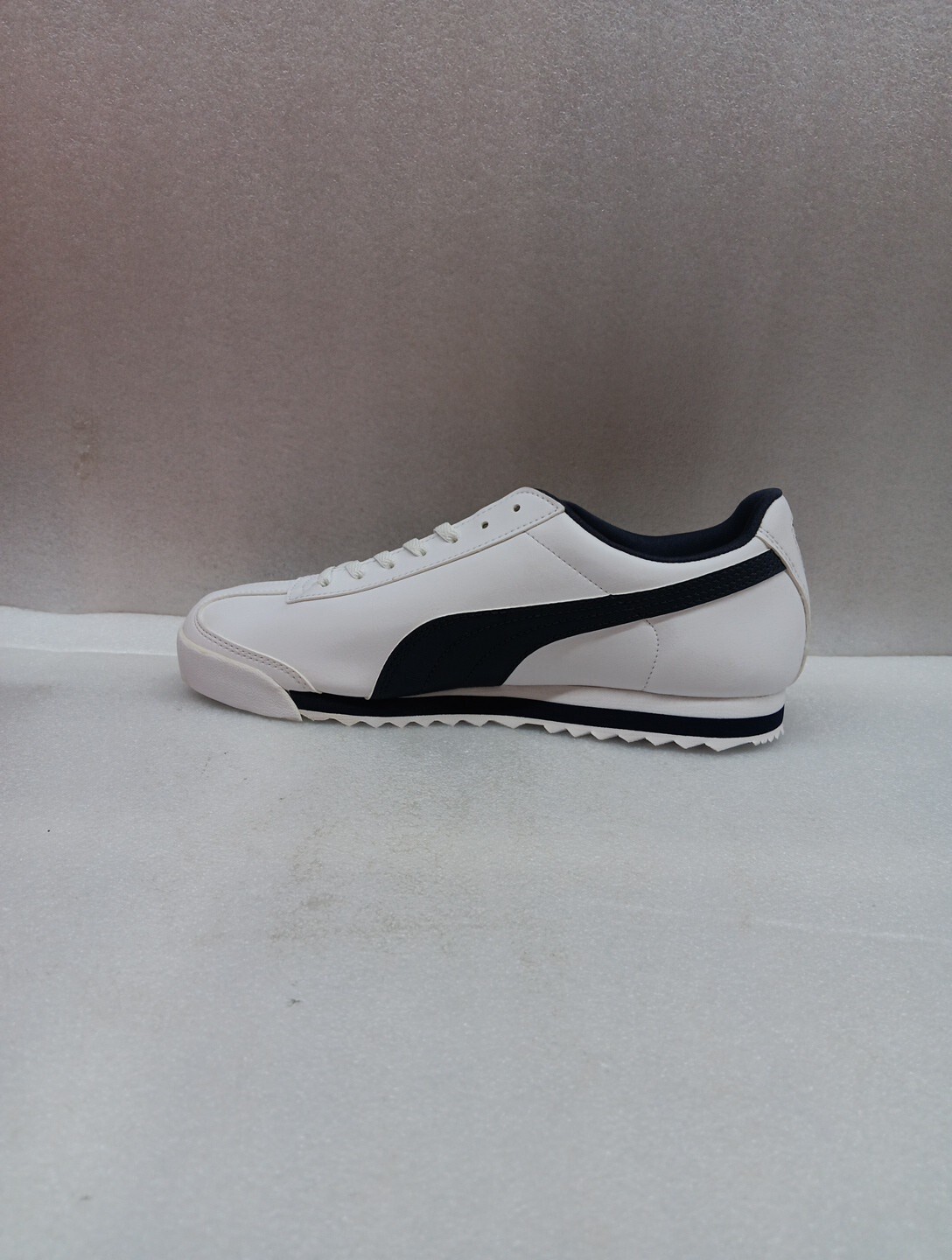 Size 7 - PUMA Roma Basic White image 6