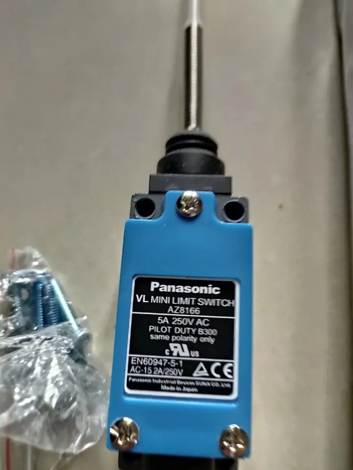 1 pcs AZ-8166 Limit Switch for Panasonic AZ8166 VL MINI