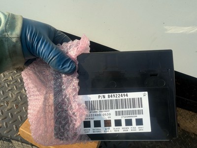Genuine GM Body Control Module 22915542  84922494 22820314  New OEM Sealed