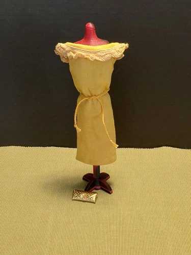 VINTAGE MATTEL  BARBIE HTF PAK KNIT YELLOW GOLD DRESS WITH HTF BELT