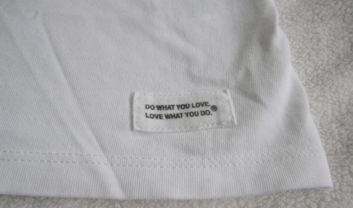 LIFE IS GOOD NWT Watercolor Beach Chair Sand Sun SS TShirt NEW Womens Sz M Med - Picture 5 of 5