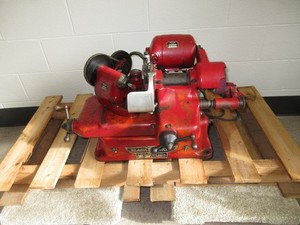 Vintage BLACK & DECKER VALVE REFACER  Working Condition  ORIGINAL PAINT Nice!