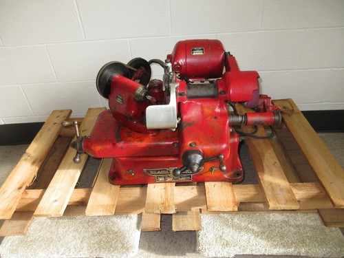 Vintage BLACK & DECKER VALVE REFACER  Working Condition  ORIGINAL PAINT Nice!