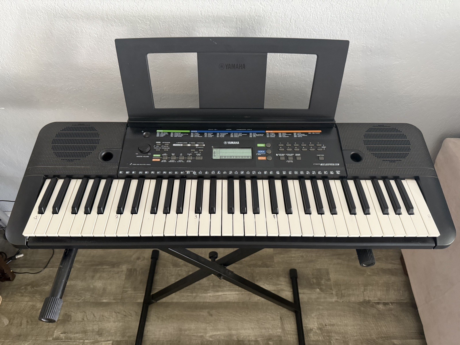 Yamaha PSRE363 Portable Electronic Keyboard