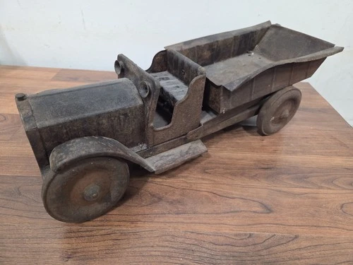 Vintage Antique 1920s Structo Pressed Steel Rusty  Dump Truck Early  Tonka