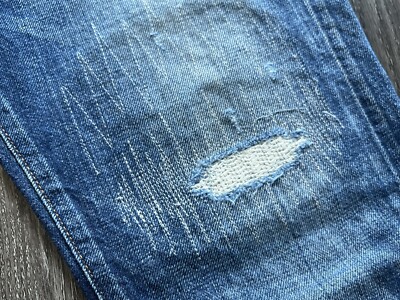 Uniqlo Kaihara Selvedge Denim Loose Fit Tapered High Rise