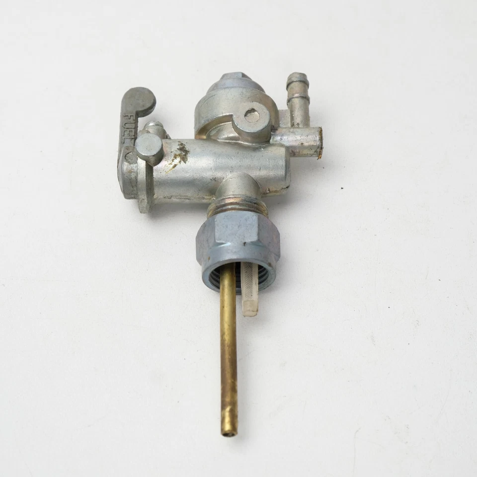 Se adapta a Kawasaki C2SS GA2 G3 G4TR G5 G7 KD80 KH100 Gas Combustible Grifo Mascota Cock Foto 4 de 4