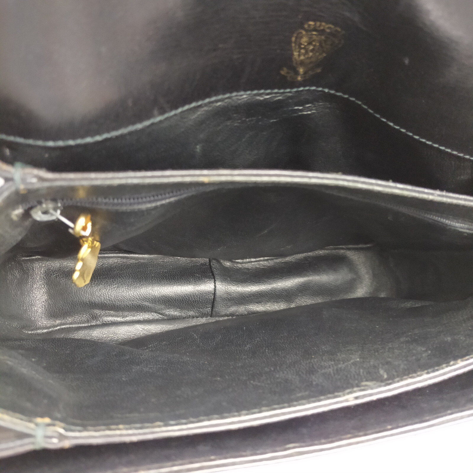 Vintage Gucci Crossbody bag Black Leather 2258351 eBay