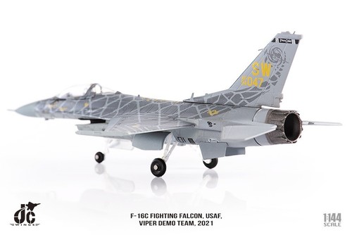 F-16C FIGHTING FALCON USAF VIPER DEMO TEAM 2021 - JCWINGS JCW144F16005 1/144 - Picture 7 of 12