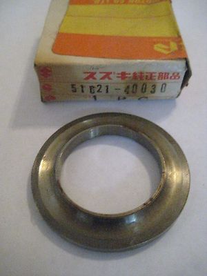 SUZUKI RM400/RM250/RM125/RM100 STEERING RACE OUTER UPPER NOS!