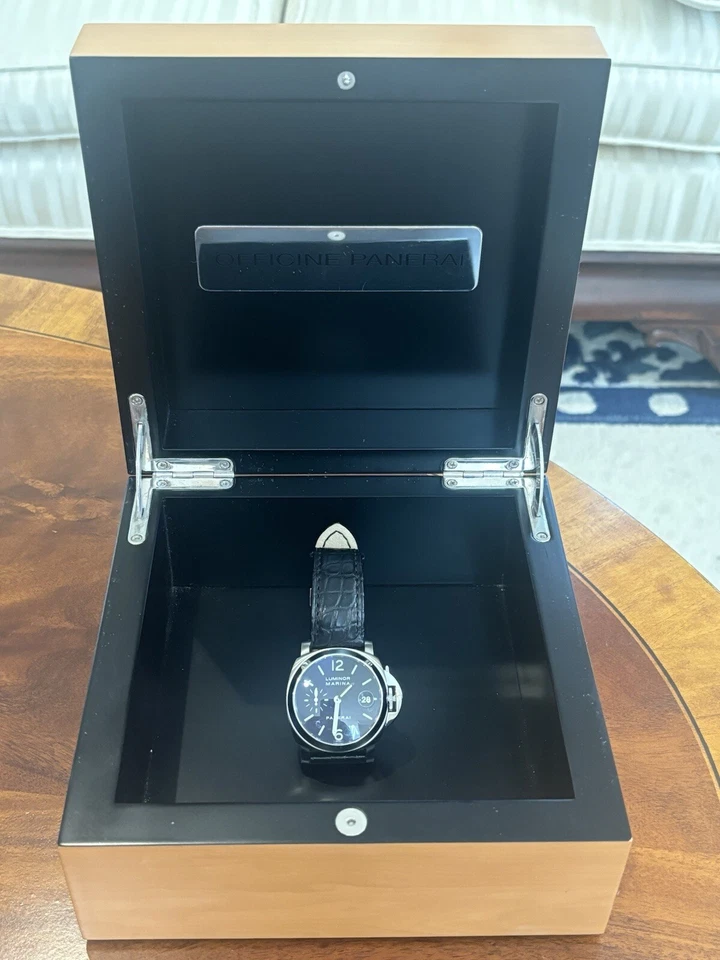 De colección Edición Limitada Officine Panerai Luminor Marina Firenze 1860 Automático con Caja y Catálogo Foto 3 de 4