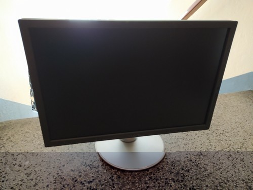 SONY SDM-P234 Profi Monitor Elegantes Design  Spiele Grafik Handel 23" - Bild 4 von 4