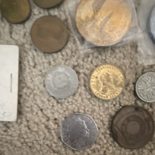Lotto misto monete mondiali, gettoni souvenir e banconote Messico, Cina, Spagna  - Foto 5 di 8