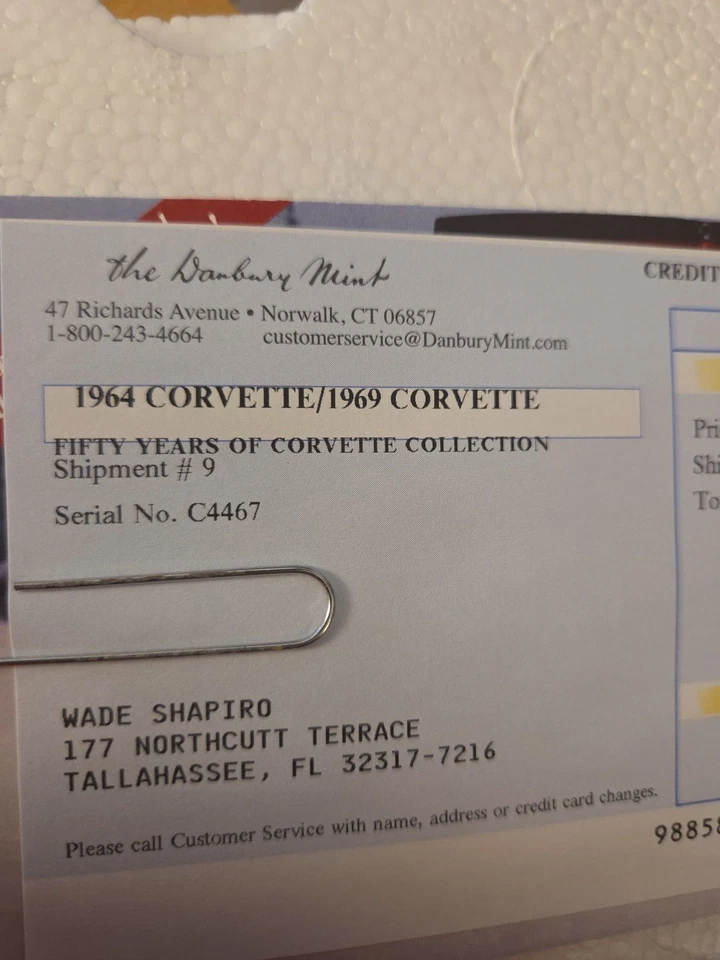 Danbury Mint 50 年 CORVETTES 1964 年和 1969 年 CORVETTES 带支架原包装盒 — 第 2/3 张图片
