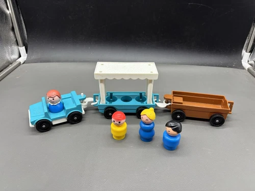 Vintage Fisher Price Family Zoo #916 (4) Little People & 3 Car Tram Safari
