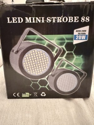 Party Light LED Mini Strobe 88 20w (no remote)