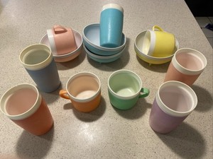 Vintage 13 Piece Plastic Bolero Therm-O-Ware  Dinner Ware Bundle MCM￼