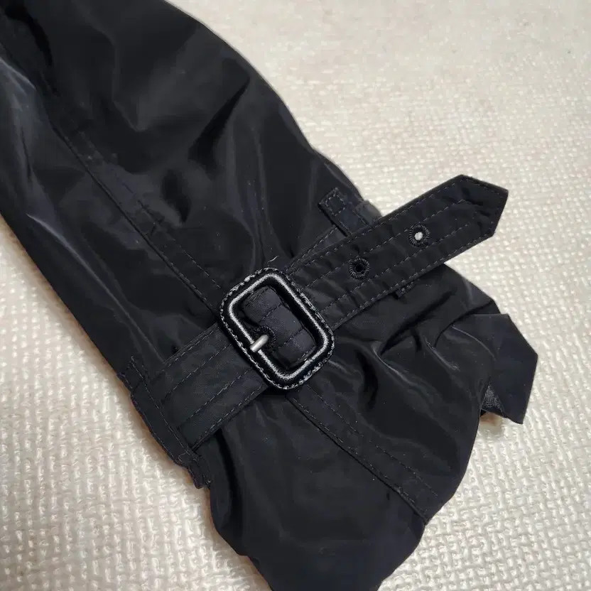 Burberry Black Trench Coat for Women thumbnail 2