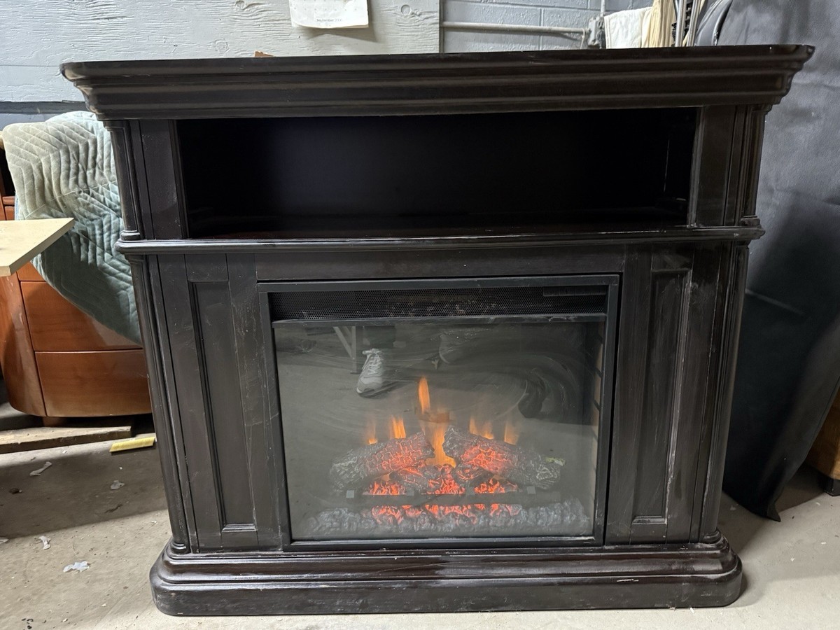 Twin Star 23EF022GRA Electric Fireplace & Surround Black Free