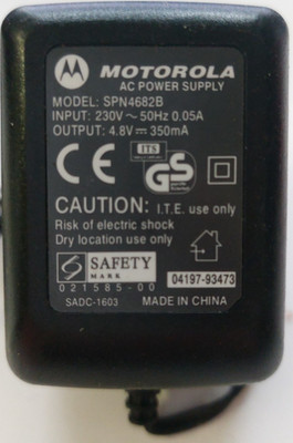 Motorola Ladegerät Adapter, SPN4682B, 230V, 4,8V #1.9 4115 M5