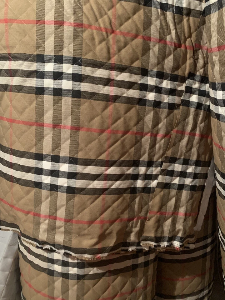 Tessuto Scozzese Tartan Fondo Beige Trapuntato, altezza h 160cm, PREZZO PER 50cm - Immagine 3 di 4