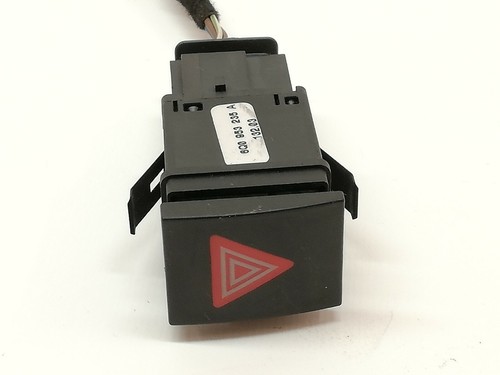 VW Polo 9N  Warnblinkschalter Blinkschalter Schalter Warnblinker  6Q0953235A (02