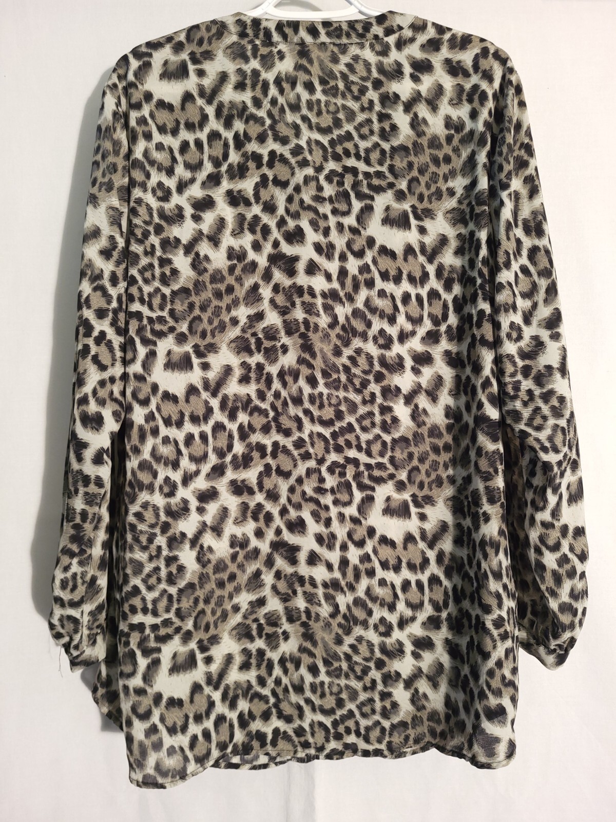 Daniel Rainn-Black Gray Cheetah Animal Print Long Sleeve Vneck Top Blouse-XL