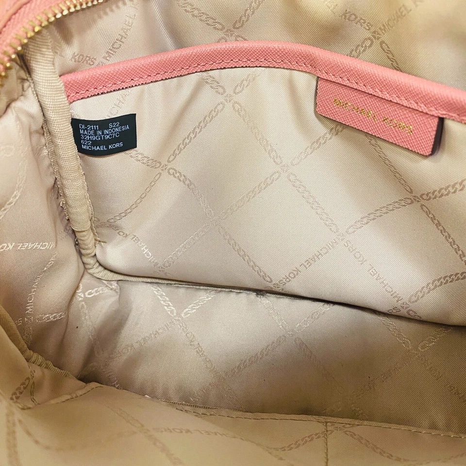 PAQUETE (2) Bolso Bandolera Michael Kors Jet Set Charm Oro Rosa y Cartera Negra Foto 4 de 4