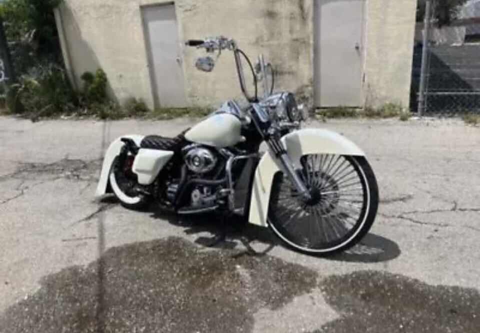 Harley Davidson Roadking Cholo 6