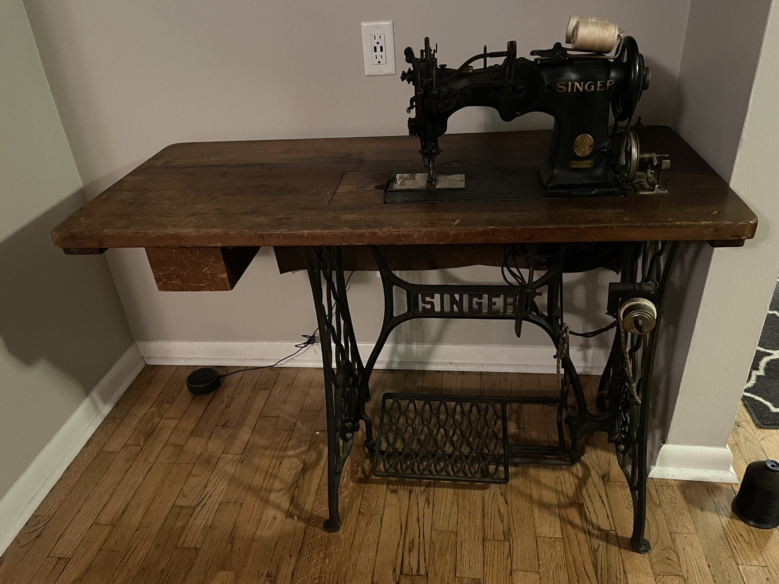 Singer 72W19 Vintage Hemstitcher Sewing Machine eBay