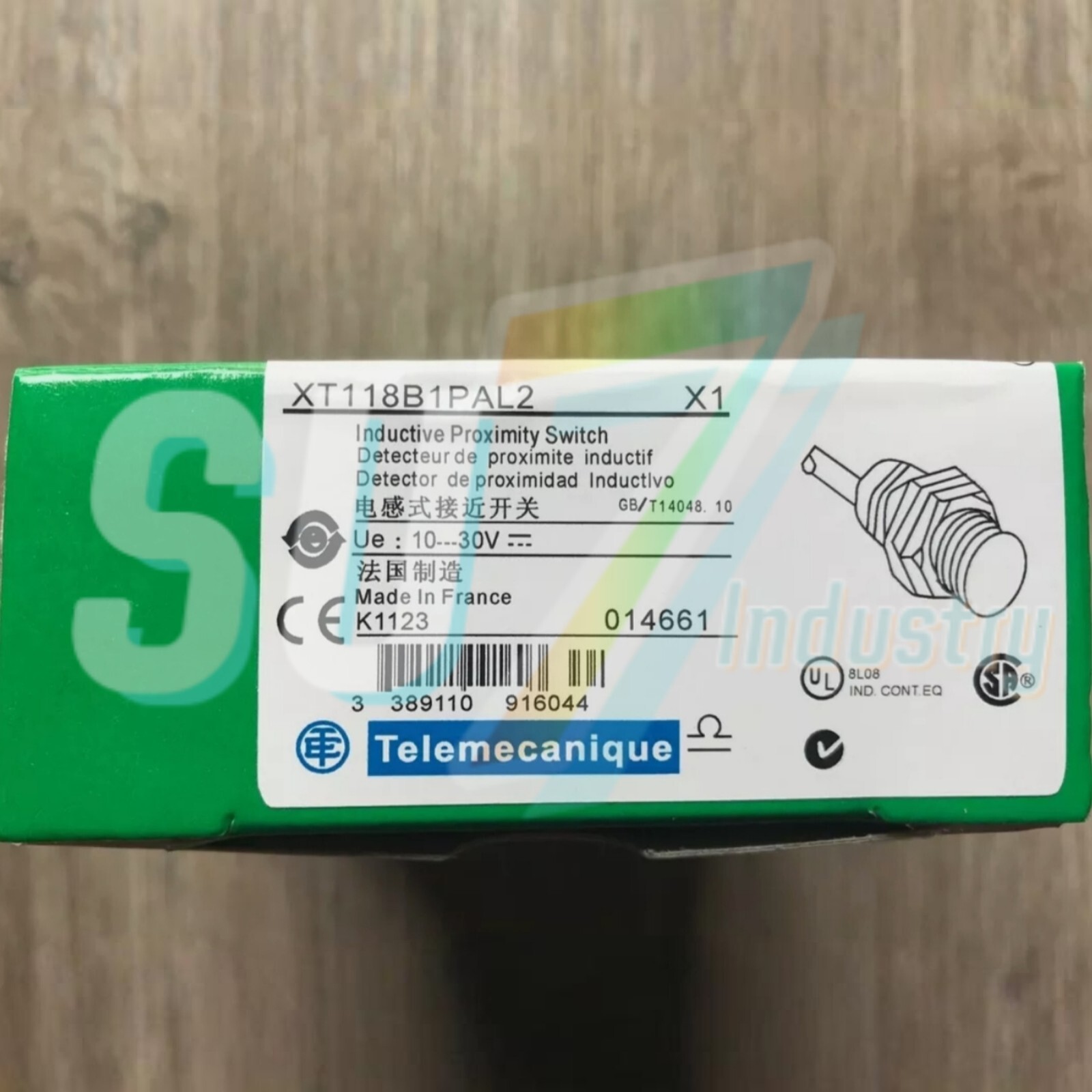 Schneider XT118B1PAL2 Proximity Capacitive Sensor Cyl M18# 1pcs New In Box