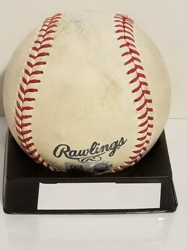 Manny Machado & Cody Bellinger Dodgers 2018 Game Used Baseball MLB Authenticated - Picture 6 of 9