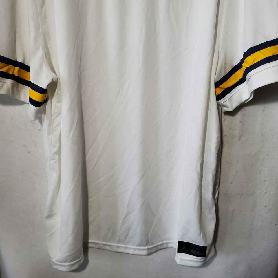 Michigan Wolverines Blank Jersey Mens 3XL  Football Shorts Sleeve Jordan NWOT  - Image 4 of 4