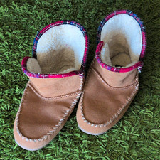 Clarks Women's Tan Leather Lined Moccasin Slippers Slip-On US 6 M