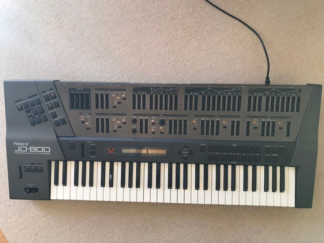 Roland JD-800 vintage synth equipment - eBay listing photo 3
