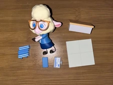 Pop mart Disney Zootopia Series Figure Bellwether