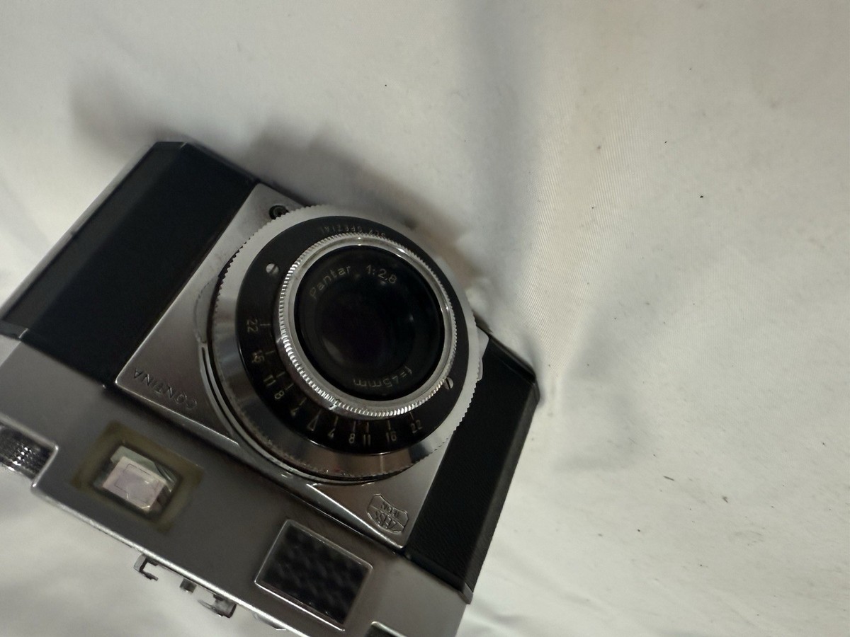 Zeiss Ikon Contina 35mm Film Camera with Novar Anastigmat 45mm f3