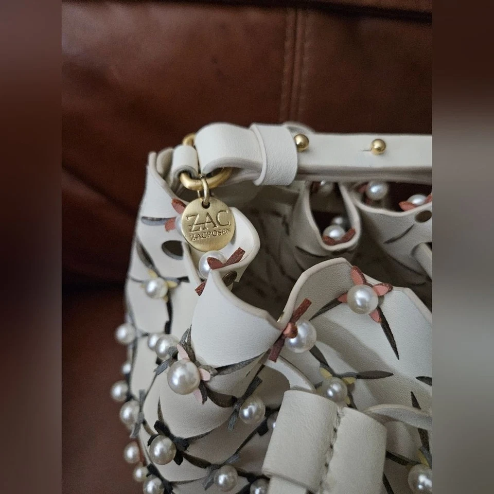 Zac Posen 皮革花边抽绳水桶斜挎包珍珠花 — 第 3/4 张图片