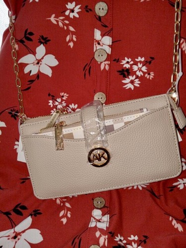 Anne Klein Cream Crossbody Bag chain strap wit detachable wallet New with tags!