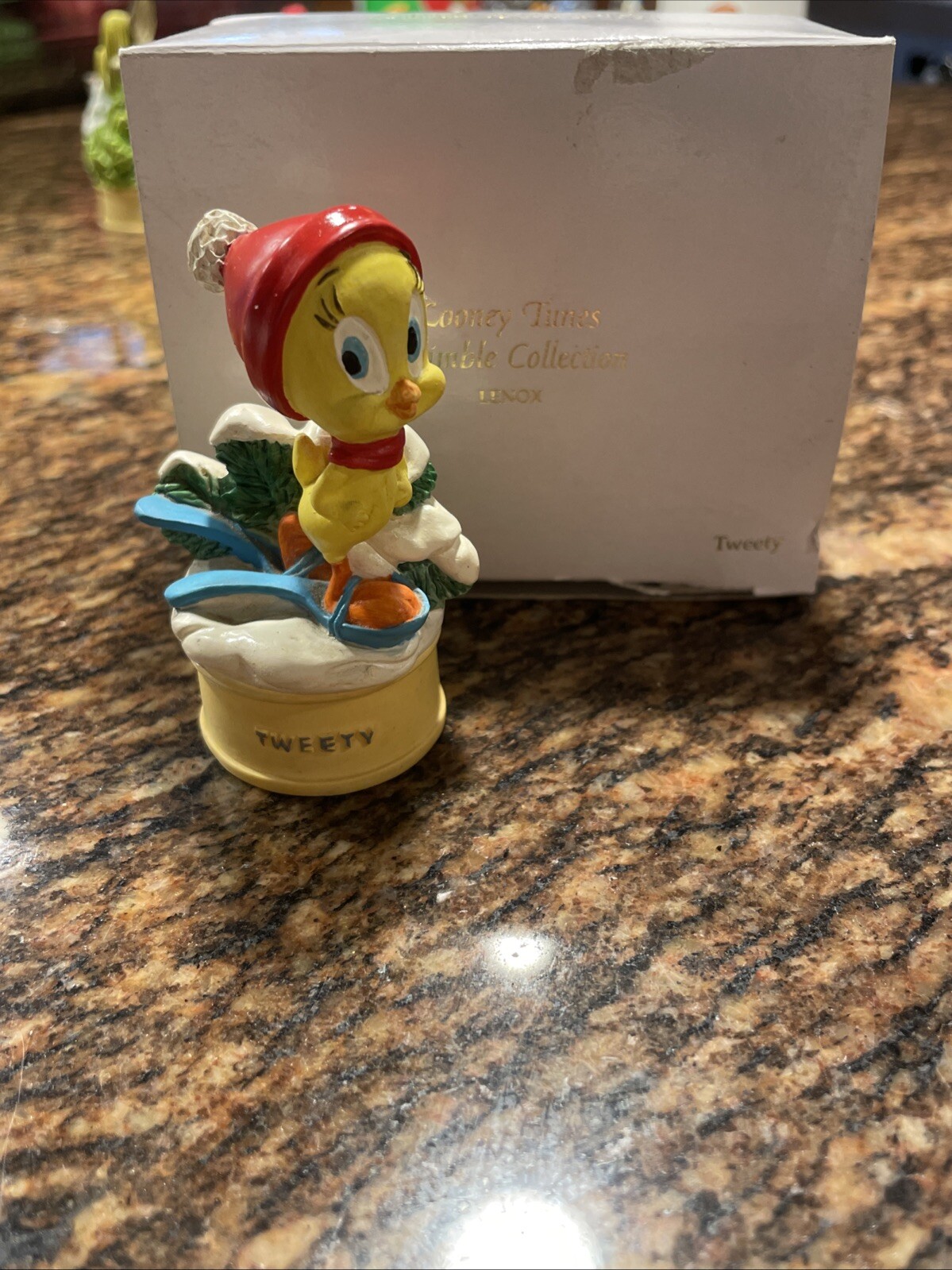 Vintage 1998 Tweety Warner Bros Lenox Thimble Looney Toons Figurine w/ Box
