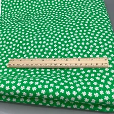Oakhurst Textiles PETITE GREEN WHITE SHAMROCKS St. Patrick’s Day COTTON FABRIC