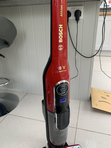 Aspiradora inalámbrica Bosch Athlet 25,2 V roja + cargador VCAS010V25 - Imagen 3 de 13