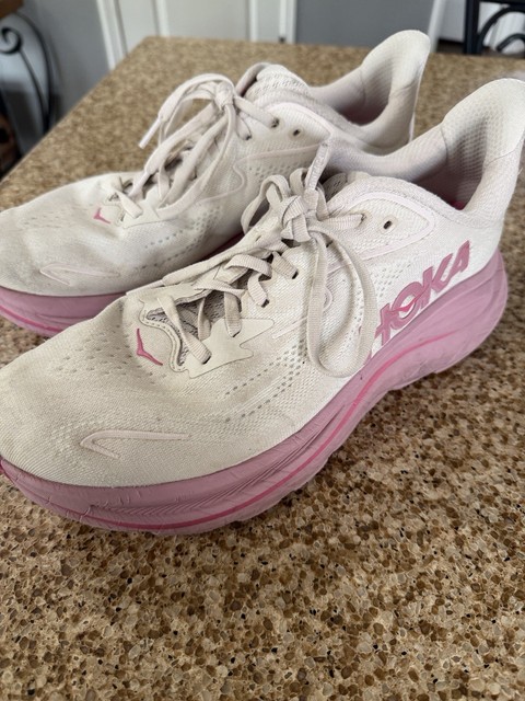 Hoka Clifton 10