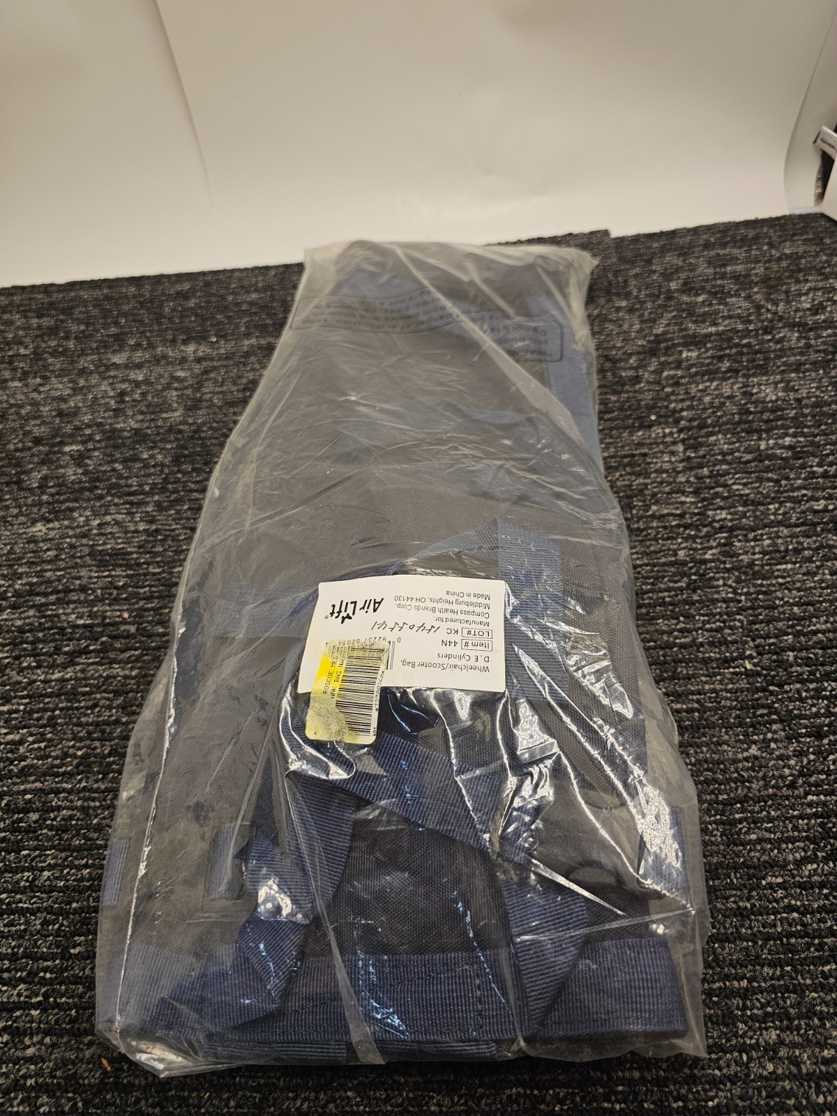 AirLift 44N Oxygen Tank Carrier D/E Cylinders Portable Oxygen Carrier Navy Blue