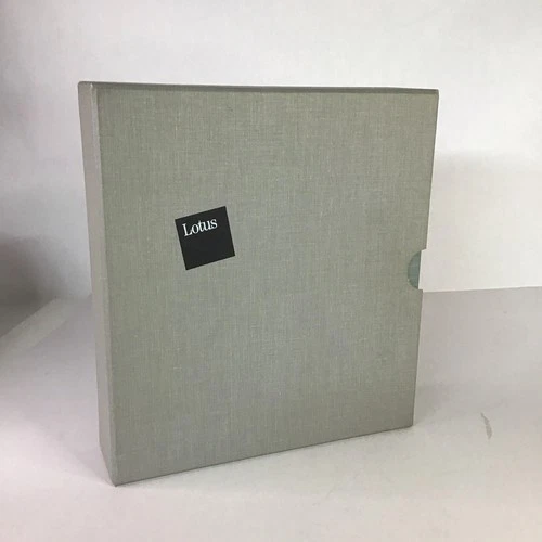 Vintage LOTUS 123 Software  V2.01 5.25" Floppy Disks, Manuals & Slip Case-Photos