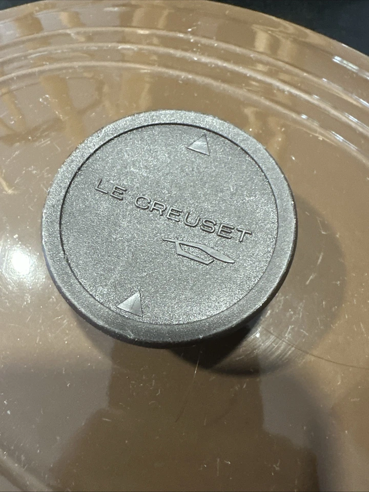 (D) LE CREUSET Casseruola Le Creuset In Ghisa Smaltata 30 Cm, Colore Marrone - Immagine 2 di 4