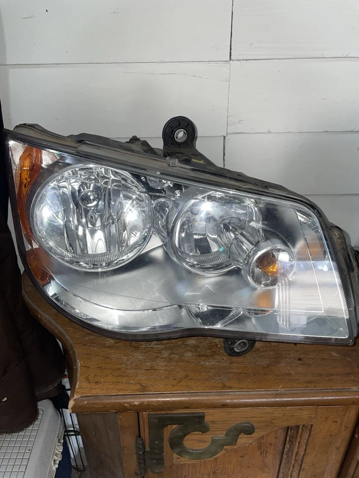  2008 - 2016 克莱斯勒城镇和乡村车头灯 / 2011 - 2020 道奇 Grand Caravan  — 第 2/4 张图片