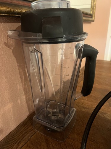 Vitamix VM0102B Professional Series 500 Blender Xtra Container & Recipe Book - Picture 10 of 13